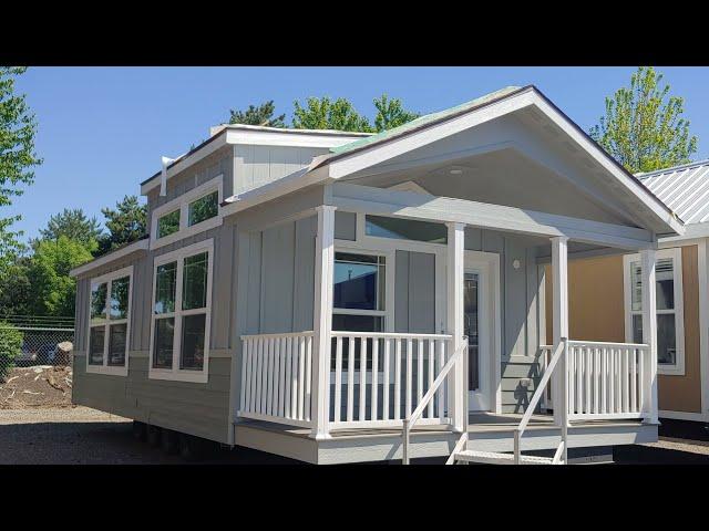 Tiny Home Fits a King Size Bed! FINALLY!