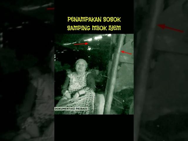 Penampakan Sosok Samping Mbok Iyem | #shorts #gununglawu