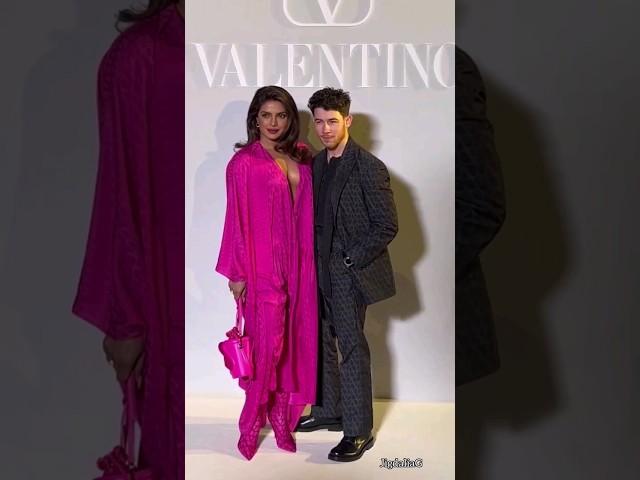 Priyanka Chopra, Nick Jonas Look So Cute At Valentino Fw23 Fashion Show #priyankachopra #nickjonas