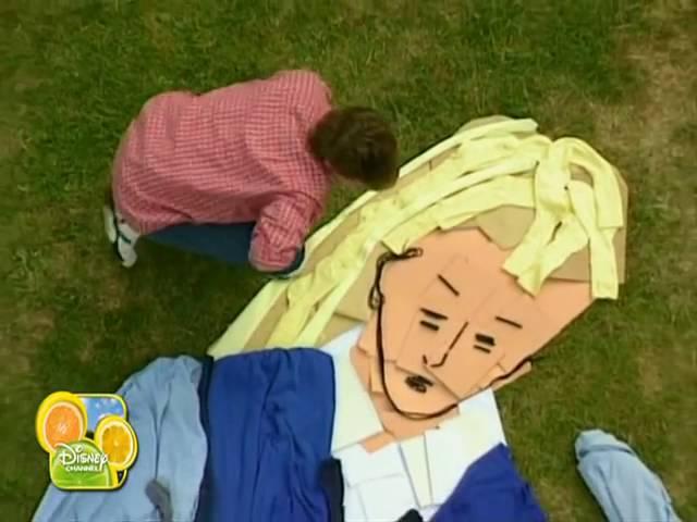 Big Art Attack - Schoolgirl