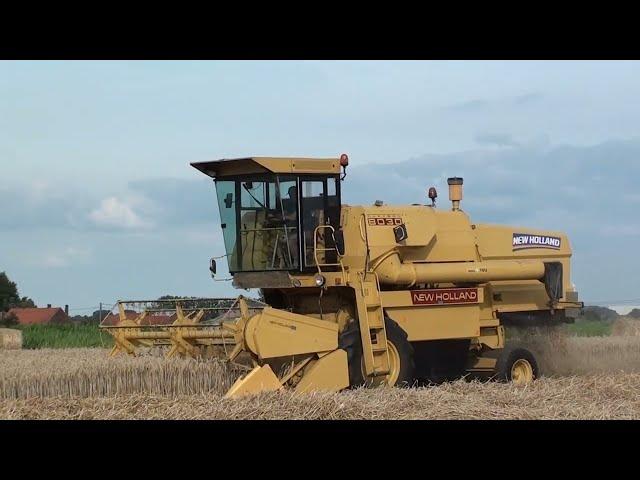 Landb. Debyser - Woesten - New Holland 8030