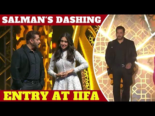 Salman's dashing entry at IIFA