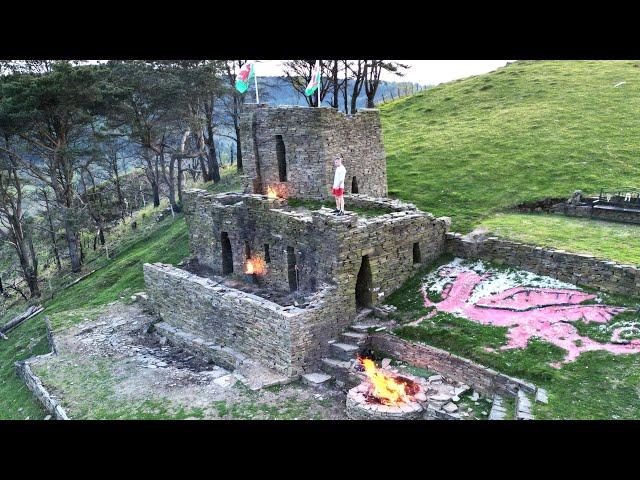 1 man builds a castle to be told to take it down 5 years later....