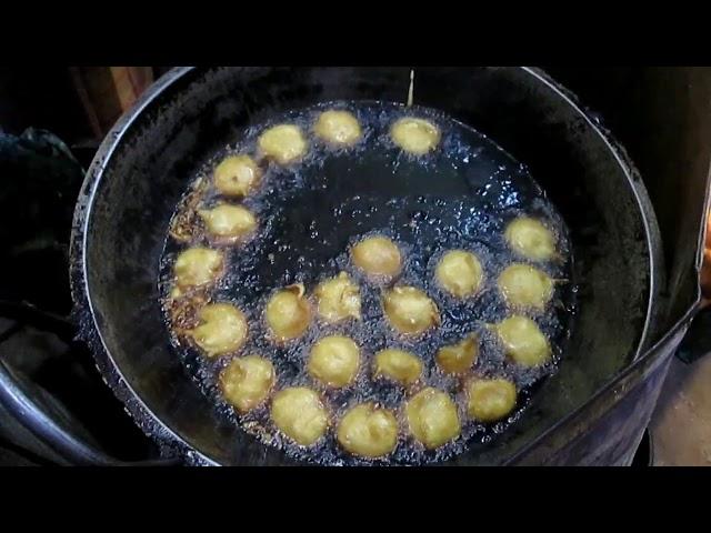 STREET FOOD ALOOR CHOP | HOW TO MAKE THE PERFECT ALOOR CHOP | FRANKLY CITY