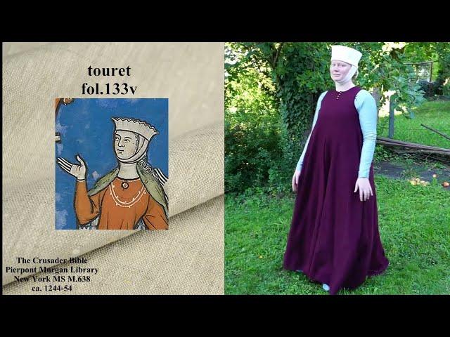 Day in Garden - A 13th Century Ladies Dress