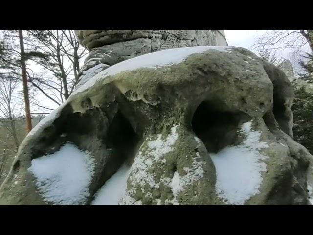 Чехия, Замок Груба Скала, Трошковская крепость.