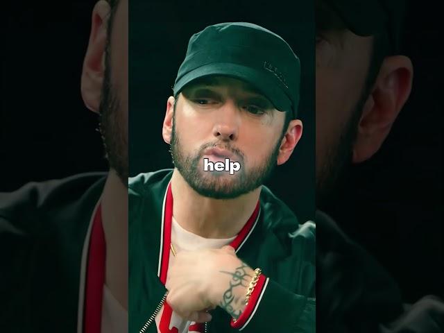 Eminem Paid For His Housemaid's Mother's Surgery ️