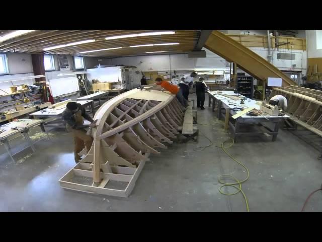 Building of a Cold-Molded 22ft Center Console