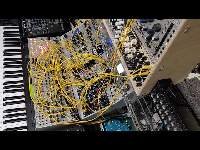 Modular Jam - Multicassa, 2hp Kick, 2hp MMF, Chord v2, E352, Atlantis and others -