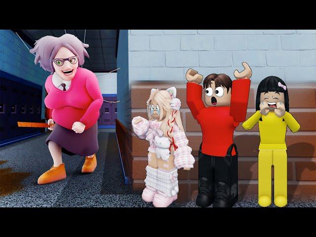 Yuta Mio Dan Baby Celine Cari Alat Sekolah Di Rumah Scary Teacher || ROBLOX