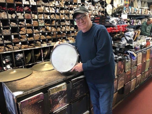 How to hand tuck a calfskin drum head for drummers with Stan Keyawa - Professional Drum Shop