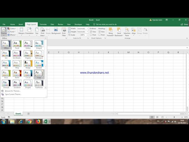 How to change theme of excel sheet