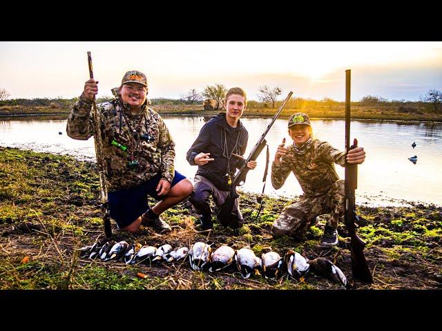 Duck Hunting Corpus Christi Texas 2 Man Limit 2021!! (Kill Clean Cook) Insane Hunting Action!!