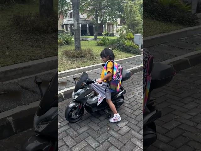 SAMANTHA NAIK MOTOR KE SEKOLAH ‼️ #shorts #short #viral #video #tiktok #trending #viralvideo