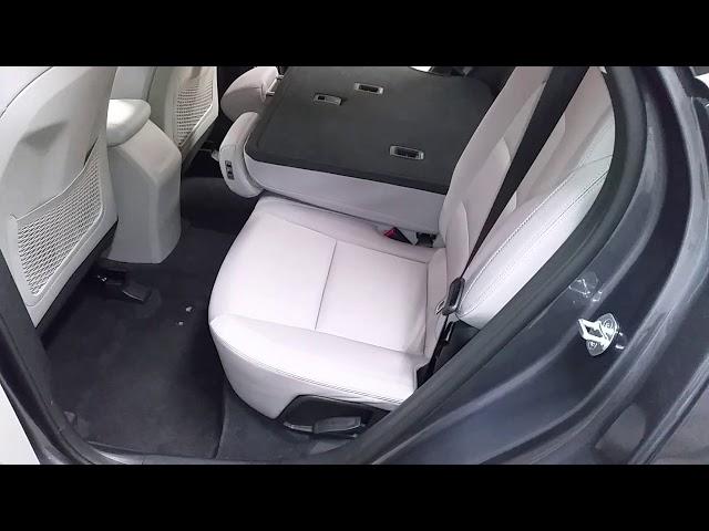 2016, 2017 & 2018 Hyundai Tucson SUV - How To Fold Down Rear Passenger Seats - Cargo Room