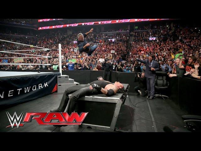 Shane McMahon attackiert den Undertaker kurz vor WrestleMania: Raw, 28. März 2016