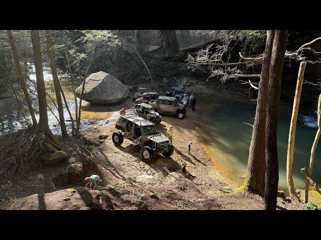 KY Wildcat off-road park! Polaris xpedition struggled getting to the waterfall 