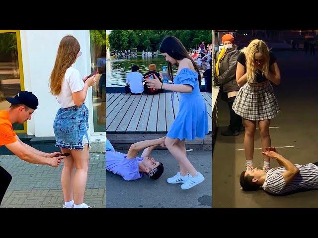 HOT girls photos best reactions funny pranks by Russian prank boy Qylek