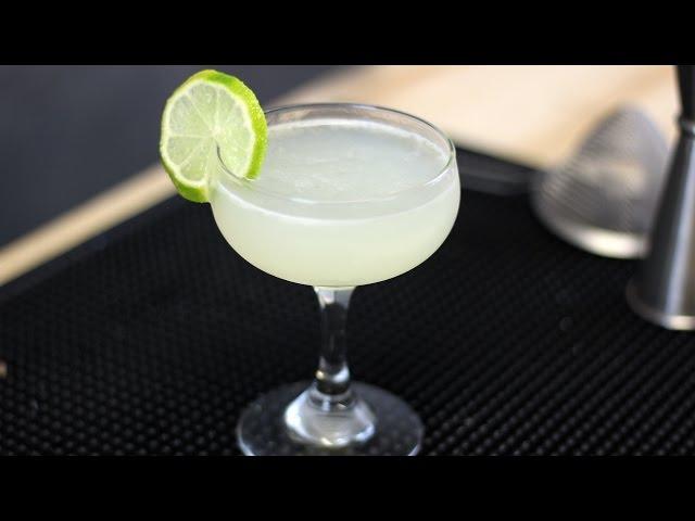 How to make a Gimlet - Cocktail Recipe