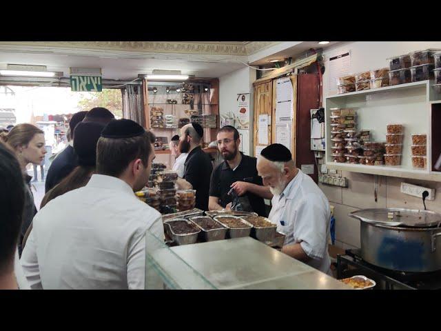 Never seen before | Cholent Hunt in Mea Shearim Ultra Orthodox Quarter Jerusalem Just before Shabbat