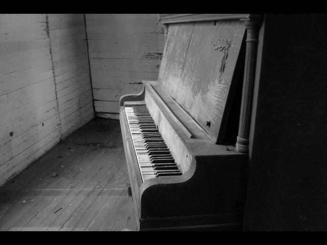 Horror Piano Theme