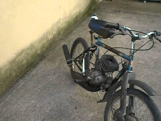 UNA BICI MOTORE A MARCE 50cc??