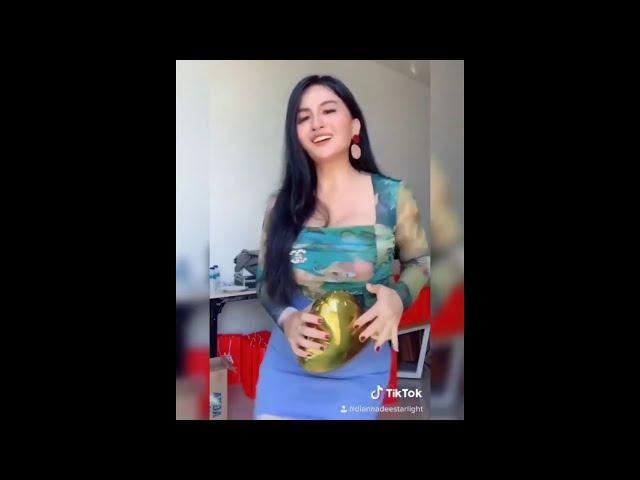 Dianna Dee Tiktok Seksi Dance