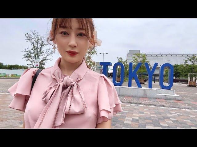 ノーブラ散歩inお台場 No Bra Hot Girls walking in Odaiba...