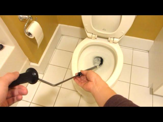 How To Use a Toilet Snake Properly | Clogged Blocked Toilet Repair using Toilet Auger