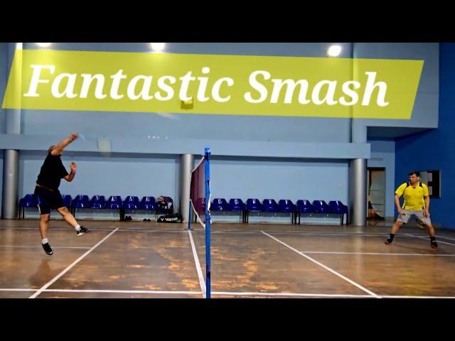 Fantastic Badminton Match | Unbelievable Smashes and Saves"