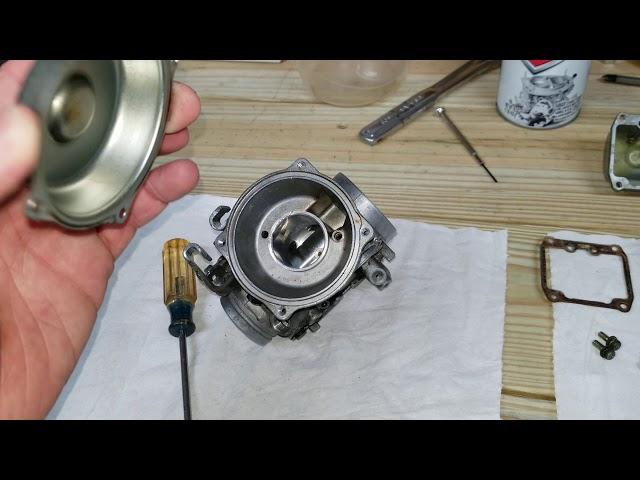 2000 Suzuki Marauder VZ800 Rear carb parts breakdown / rebuild