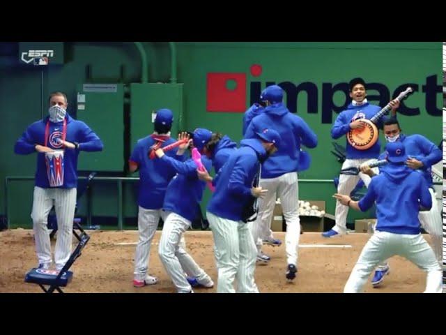 Chicago Cubs bullpen dance off