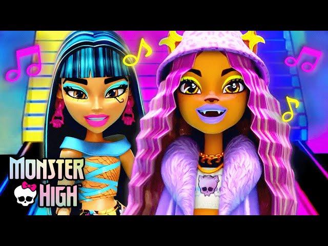 Mix and Match! (Music Video) ft. Clawdeen, Cleo & Frankie | Monster High