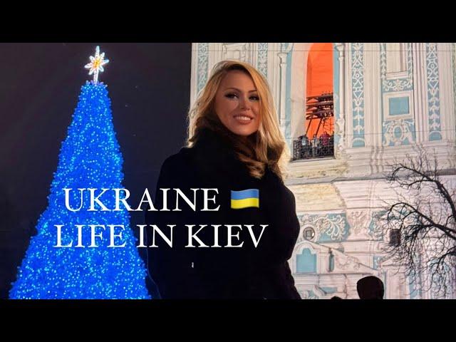 UKRAINE  LIFE IN KIEV! December 11, 2024. The Streets of Kiev, Ukraine. Street Scenes.