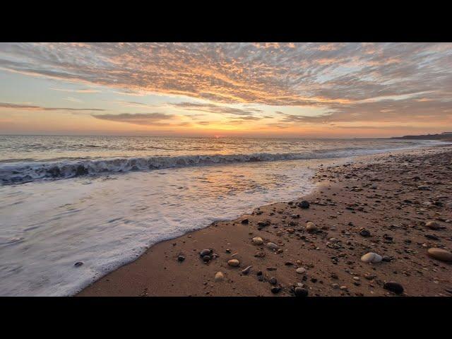 UNBELIEVABLE Seaglass Hunting at Seaham... the beach is back to it's best!!!