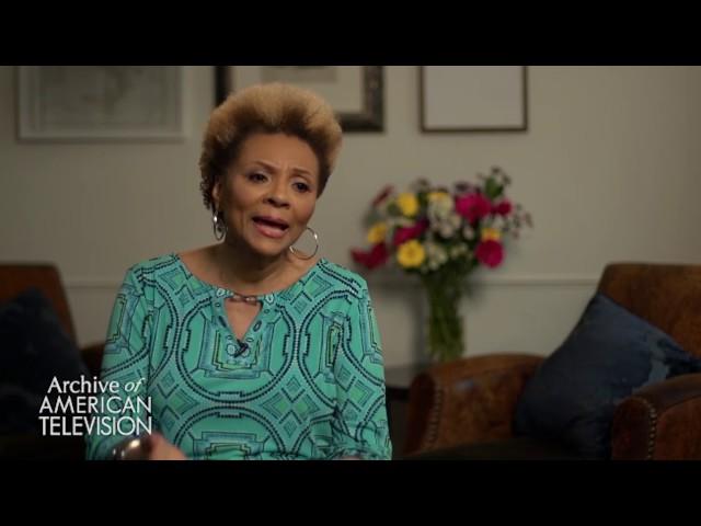 Leslie Uggams on the relationship between Kizzy and Missy Anne in "Roots" - EMMYTVLEGENDS.ORG