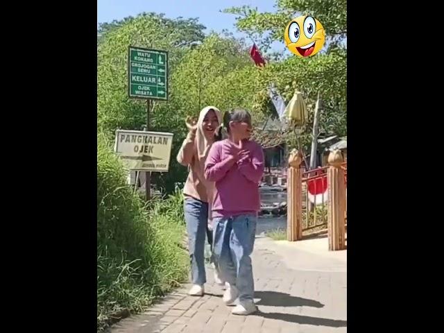 Prank-Patung Part 2... Funny reaction statue prank #shorts