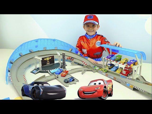 Cars 3 and ULTIMATE FLORIDA SPEEDWAY - Danik and Lightning McQueen vs Jackson Storm