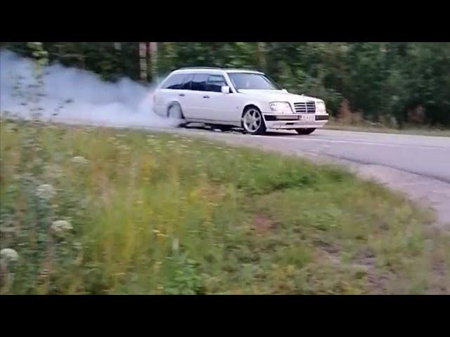 Mb S124 om606 superturbo drifting & burnouts