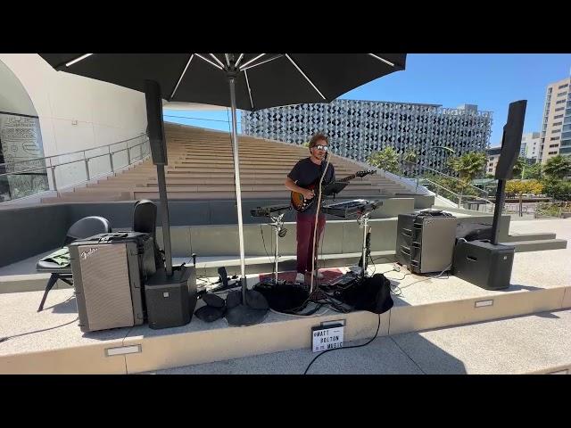 Live looping steals the show at the Chase center in San Francisco  #livemusic #rc600 #livelooping.