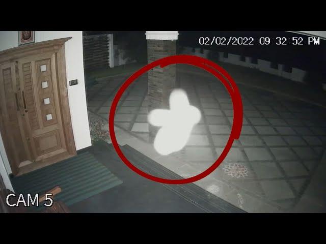 Ghost Catching CCTV | Viral Video | Ghost Live Video | Amazing Videos Exclusive