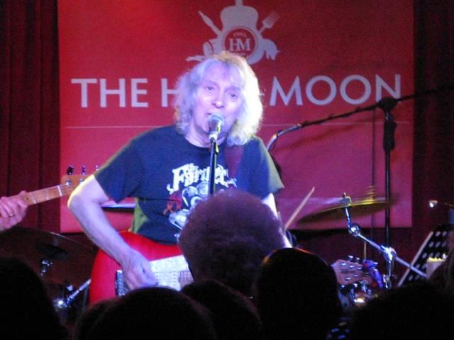 Sweet Little Lisa -- Albert Lee and Hogan's Heroes. Half Moon Putney 2nd March 2013