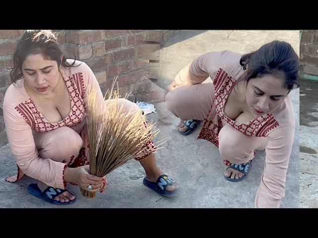 Desi Aunty Cleaning Vlog _ Village Woman Work _ Pakistani Girls Hot Vlog _