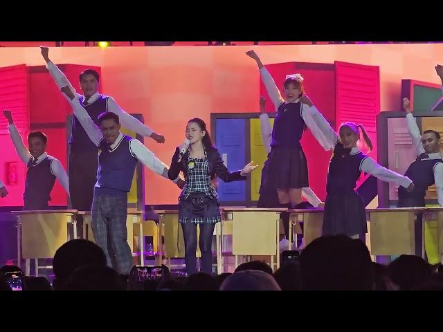 "Dance K-Pop" Ayu Ting Ting Live at 23th Transmedia Istora Senayan 2024