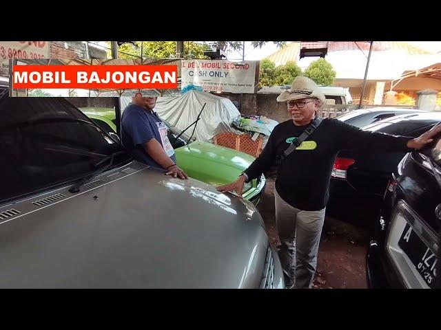 Masuk gang kampung banyak mobil-mobil bekas murah harga bajongan