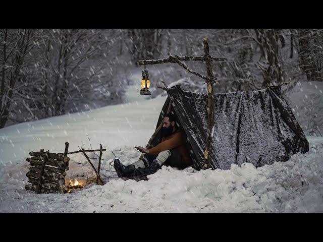 Surviving a Blizzard: Solo Winter Camp, Building a Sled, and Fire in Heavy Snow