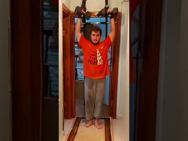 Burpee-Push press - Bir aceminin ev antrenmanı