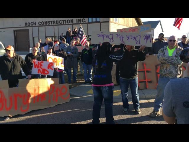 Pro-DAPL demonstrators meet anti-DAPL protesters