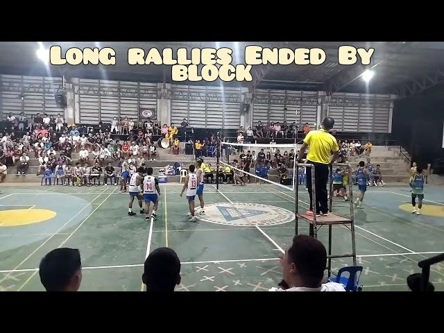 Volleyball : Long Rallies Ended By A Block