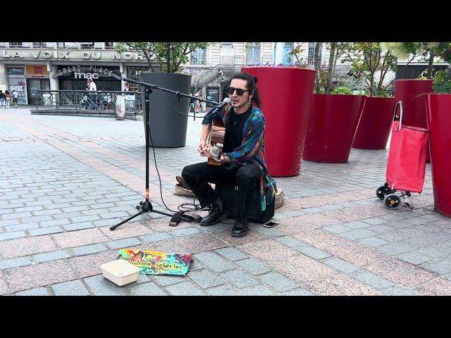 Maroon 5, Secret (cover) - busking in the streets of Lille, France